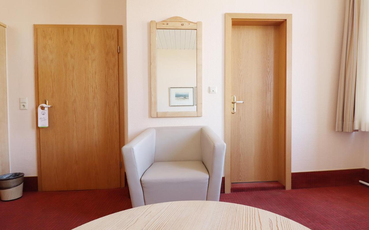 Kleine Moewe Hotel Borkum Bagian luar foto